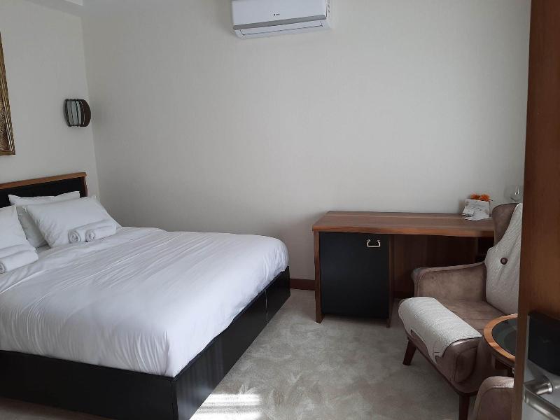 Waikiki Apartments image