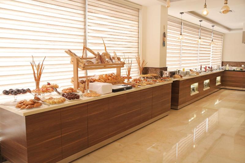 Lacosta Hotel image