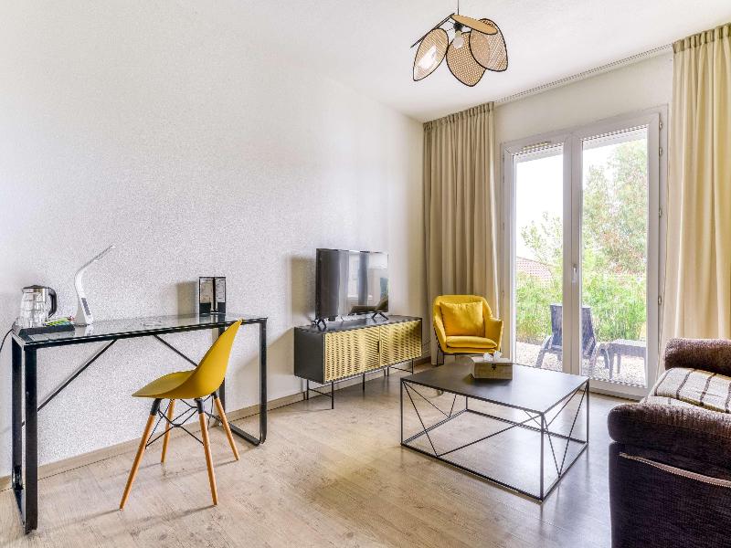 Sure Hotel by Best Western Beziers Le Monestie image