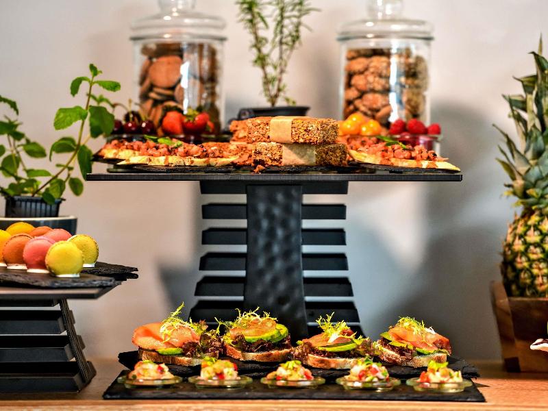 Grand Mercure Dubai City image