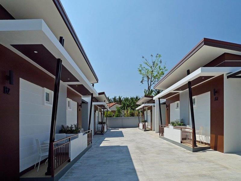 The Rich Resort image