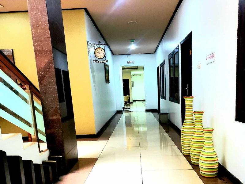 Rizh Hotel Bandung