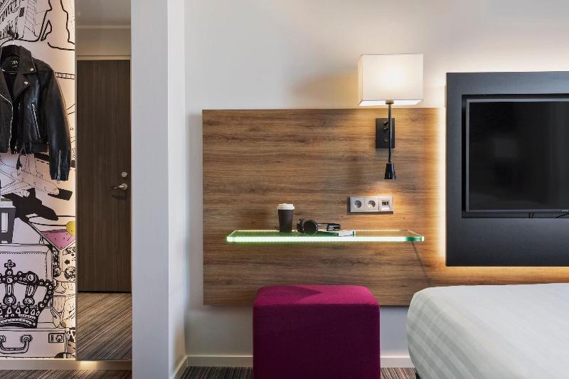 Moxy Copenhagen Sydhavnen image