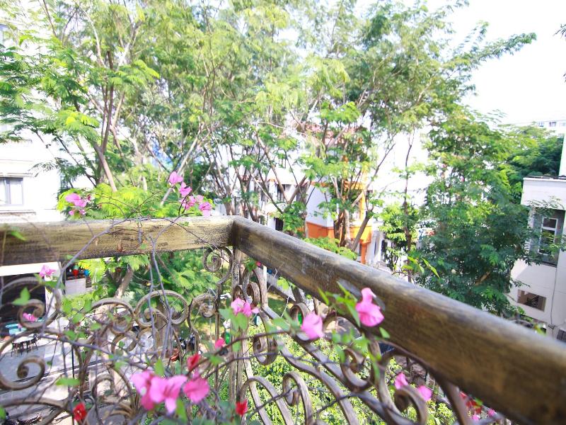 Boutique Garden Hotel image