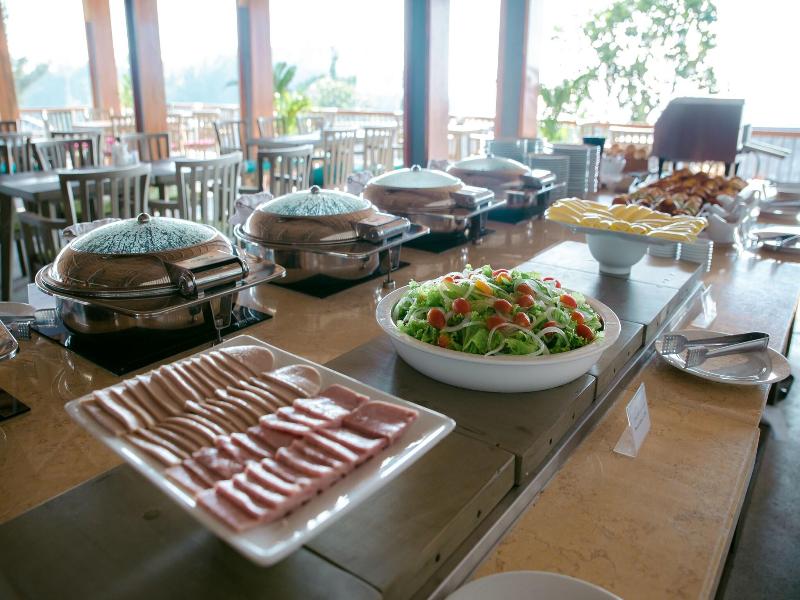 Casa Marina Resort image