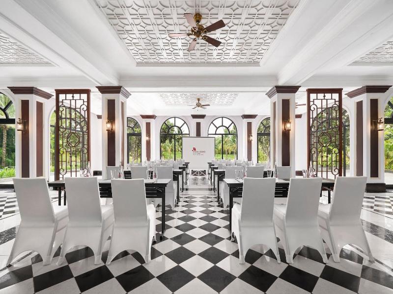 Nha Trang Marriott Resort & Spa, Hon Tre Island image