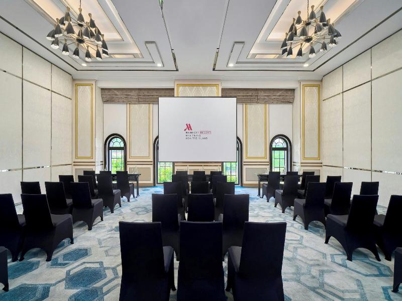 Nha Trang Marriott Resort & Spa, Hon Tre Island image