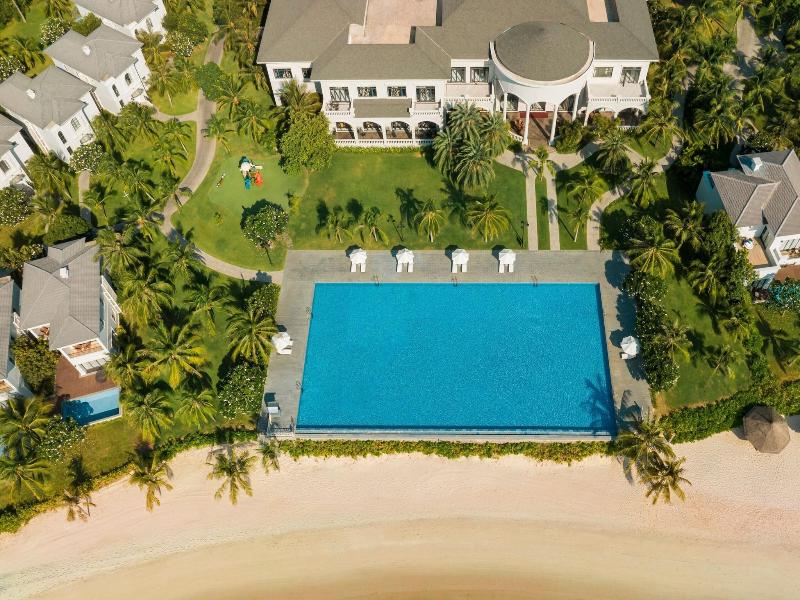 Nha Trang Marriott Resort & Spa, Hon Tre Island image