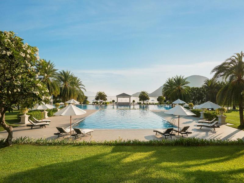 Nha Trang Marriott Resort & Spa, Hon Tre Island image