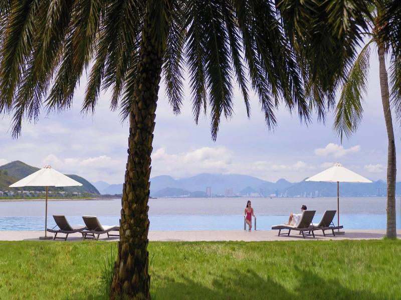 Nha Trang Marriott Resort & Spa, Hon Tre Island image