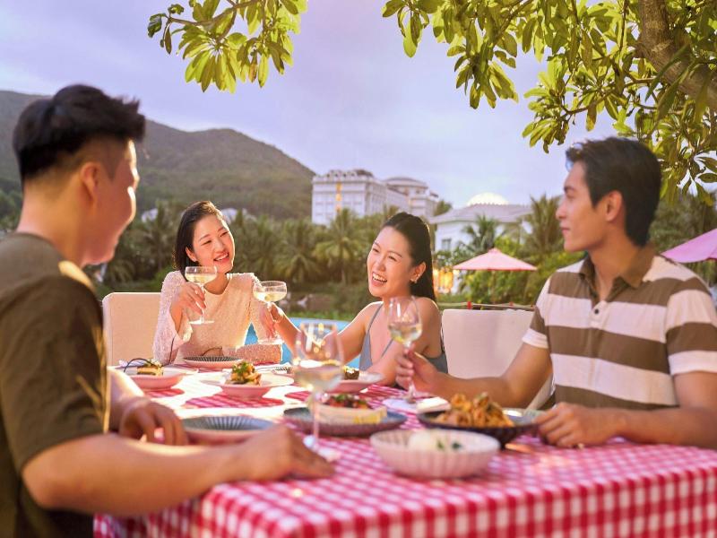 Nha Trang Marriott Resort & Spa, Hon Tre Island image