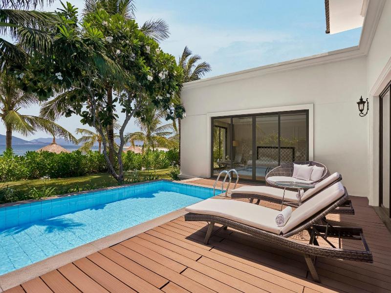 Nha Trang Marriott Resort & Spa, Hon Tre Island image