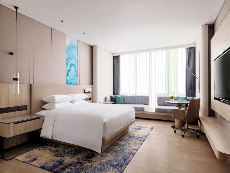 Courtyard By Marriott Shenzhen Northwest image