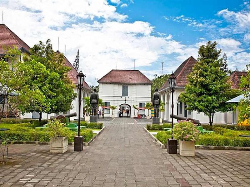 Grand Marto Hotel image