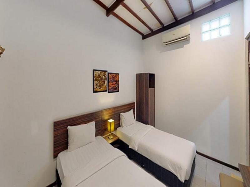Grand Marto Hotel image