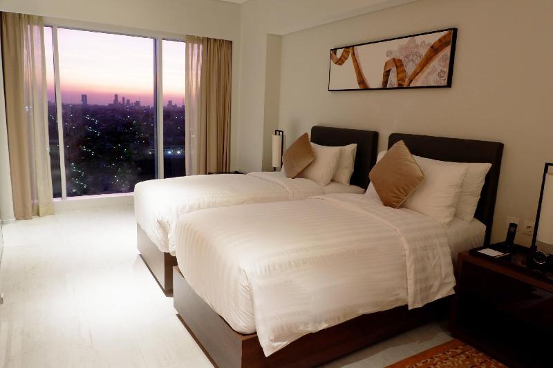 Oakwood Hotel Residence Surabaya