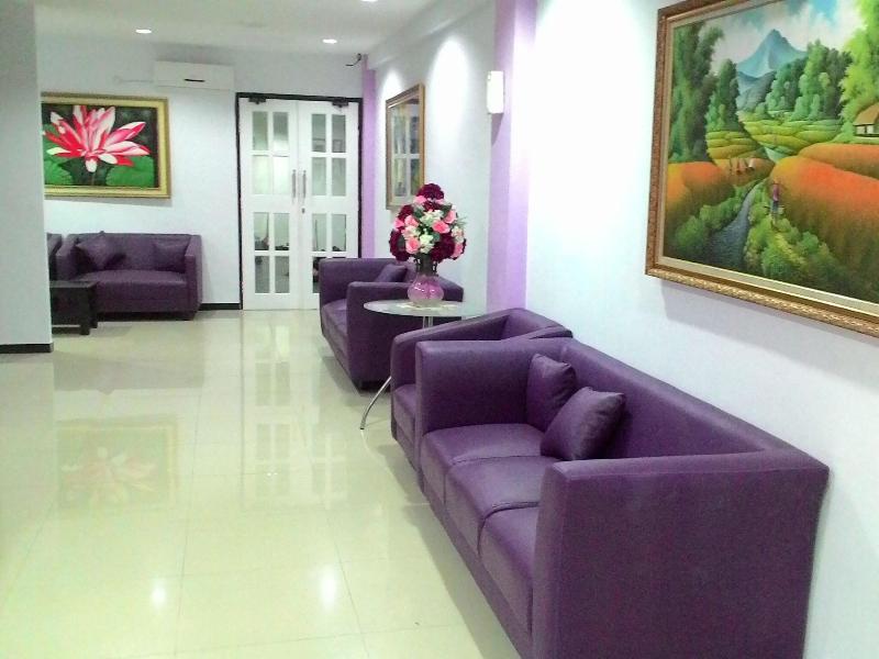 Oriza Hotel Surabaya image