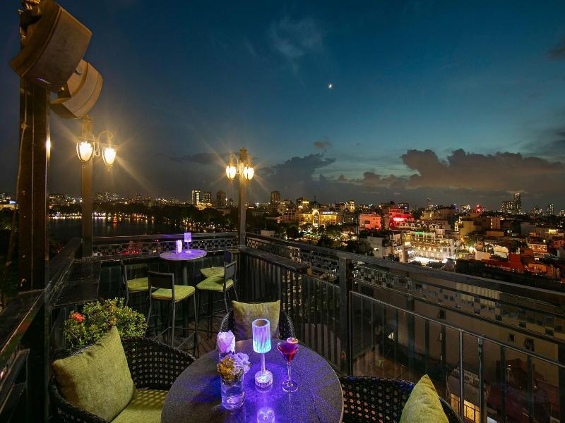Trang Trang Premium Hotel image