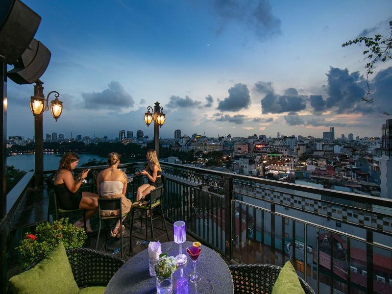 Trang Trang Premium Hotel image