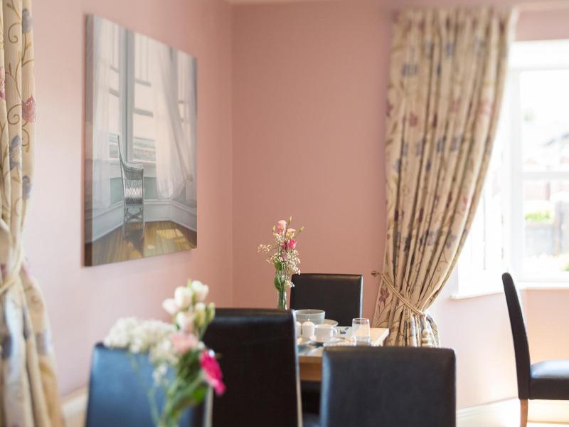 Caravogue House image