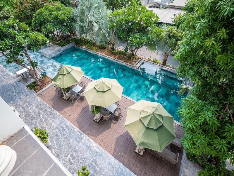 SONATA RESIDENCE image