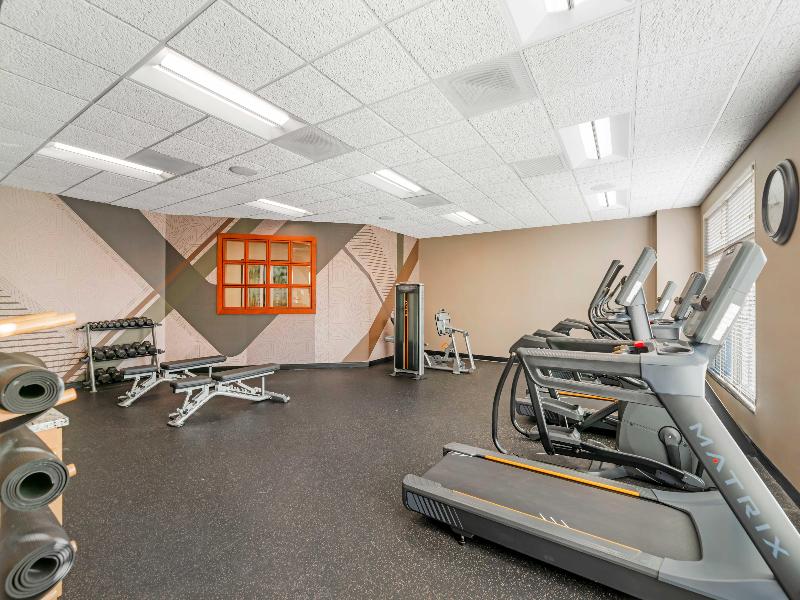 Drury Inn Suites St Louis Brentwood image