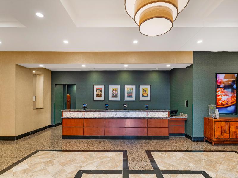 Drury Inn Suites St Louis Brentwood image