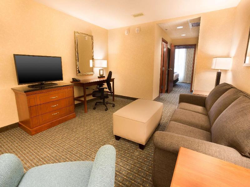 Drury Inn Suites St Louis Brentwood image