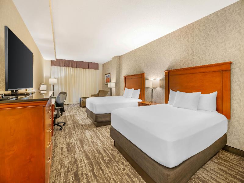 Drury Inn Suites St Louis Brentwood image