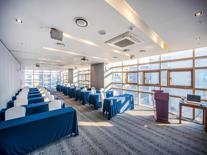 Staz Hotel Ulsan image