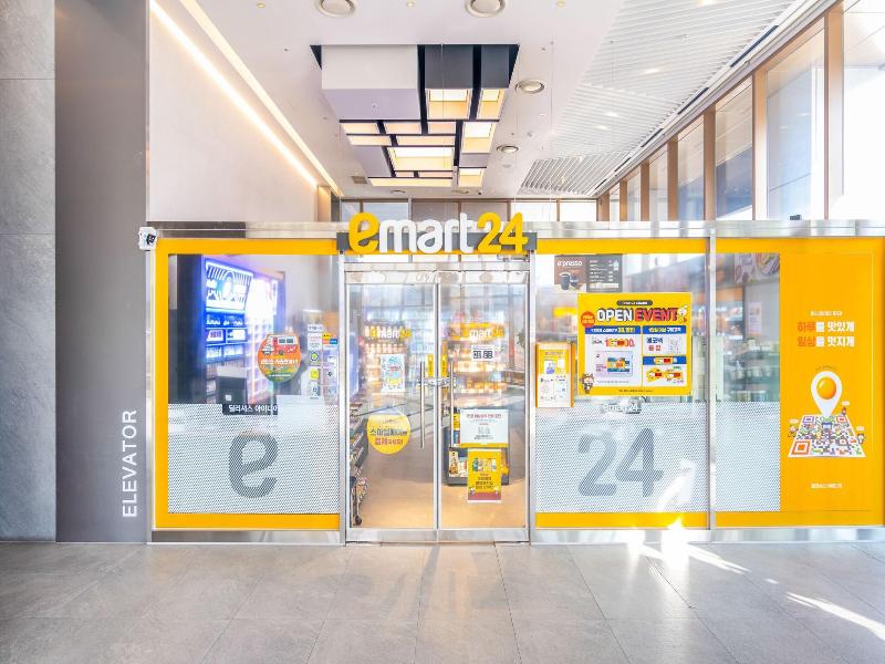 Staz Hotel Ulsan image