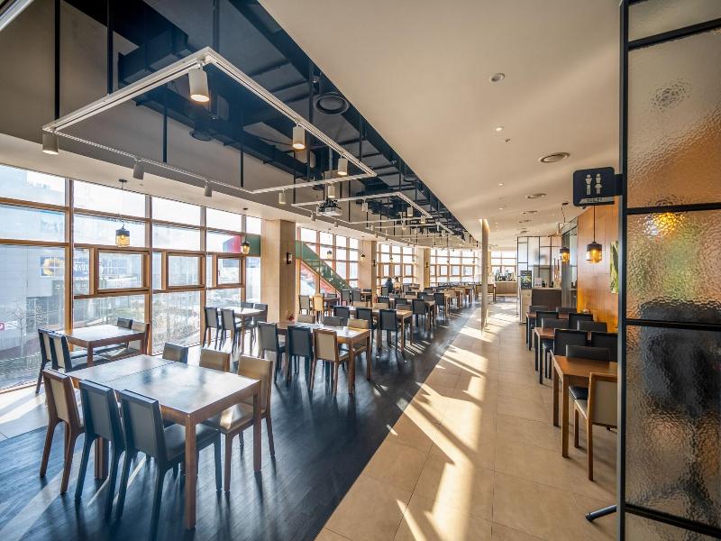Staz Hotel Ulsan image