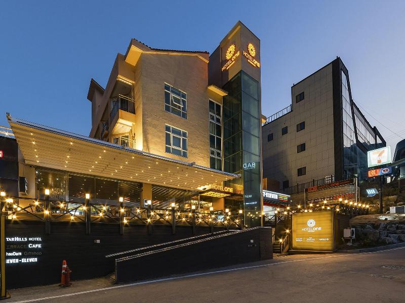 BENIKEA STARHILLS HOTEL