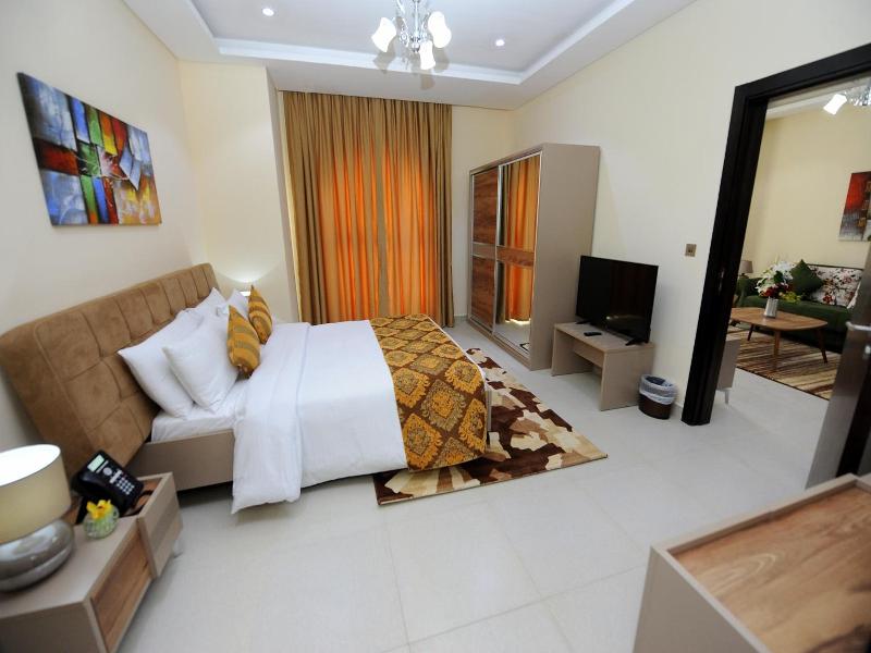 Al Mansour Park Inn Hotel Apartment image
