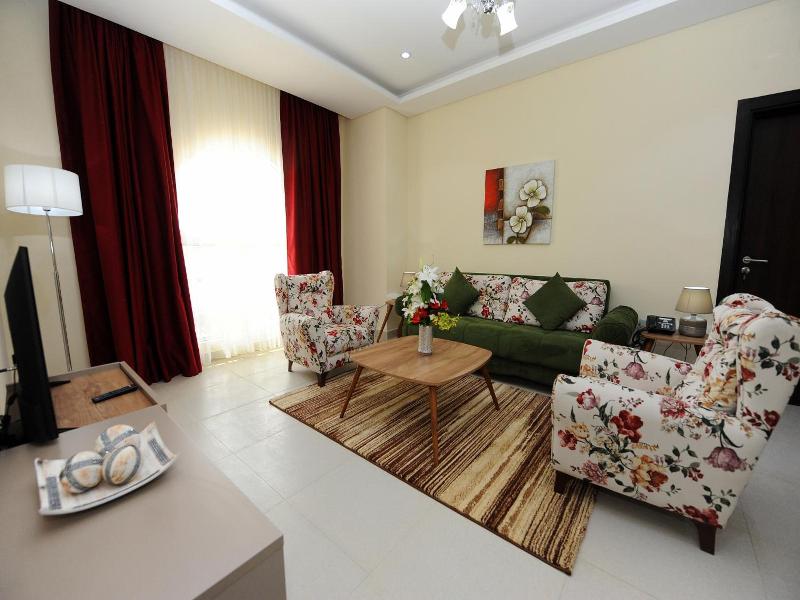 Al Mansour Park Inn Hotel Apartment image
