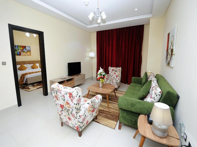Al Mansour Park Inn Hotel Apartment image