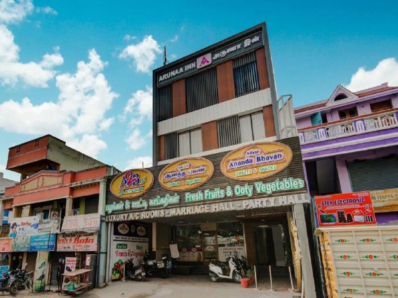Capital O 18266 Hotel Arunaa Inn image