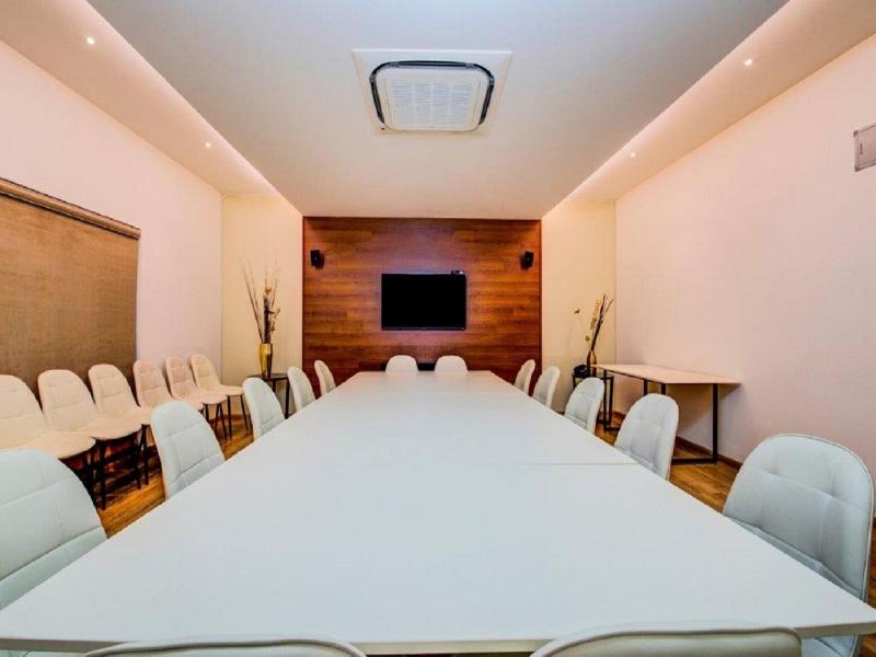 Capital O 18266 Hotel Arunaa Inn image