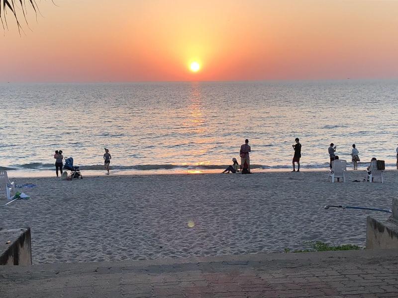 Lanta Seafront Resort