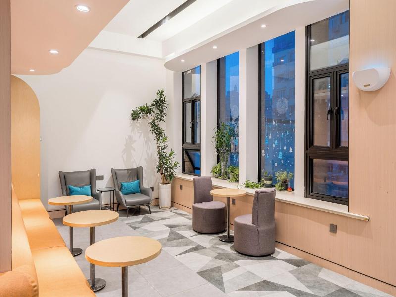 Meego Youth Hotel image