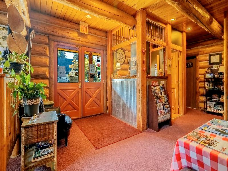Dodge Peak Lodge image