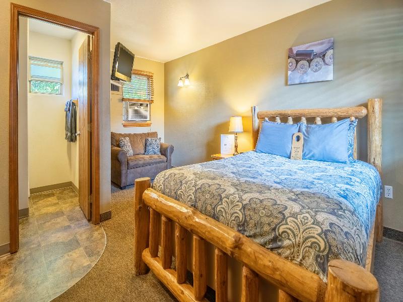 Dodge Peak Lodge image