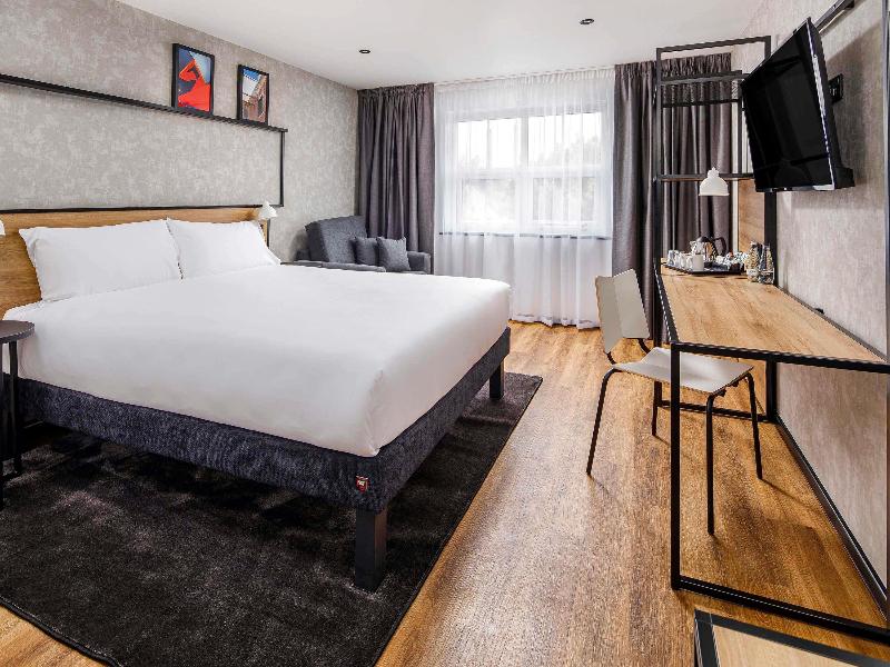 Ibis Wakefield East Castleford image
