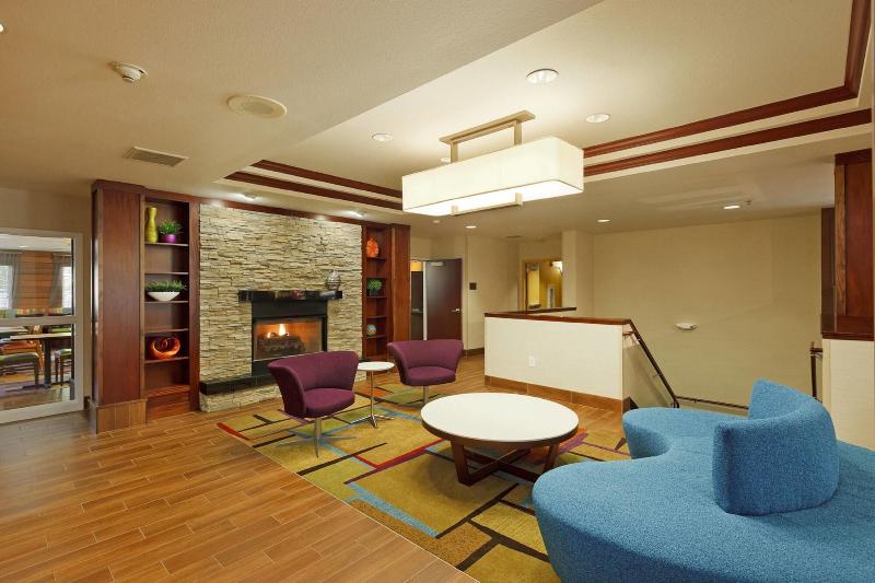 Fairfield Inn Suites Portland South Lake Oswego