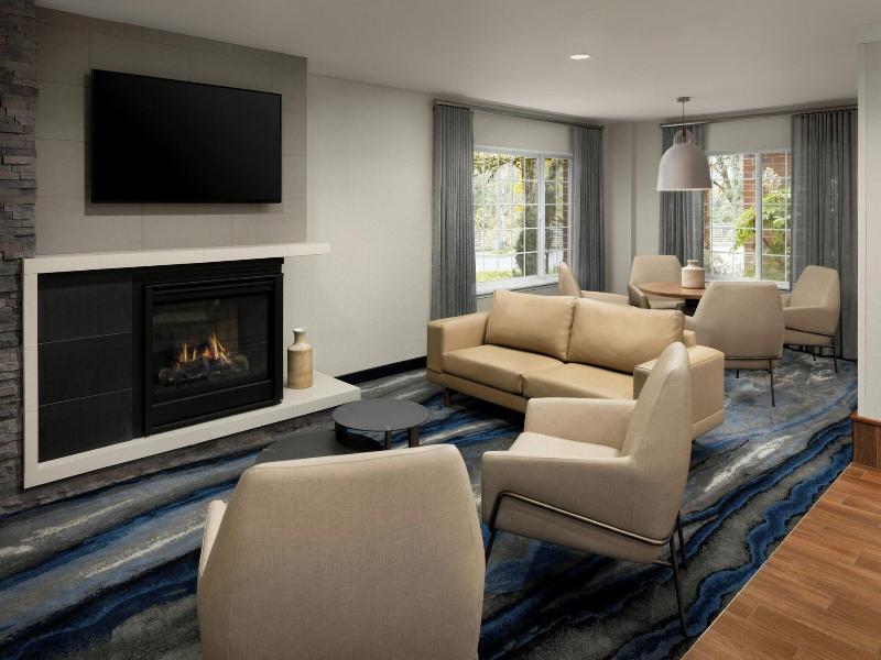 Fairfield Inn Suites Portland South Lake Oswego image