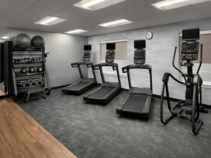 Fairfield Inn Suites Portland South Lake Oswego image