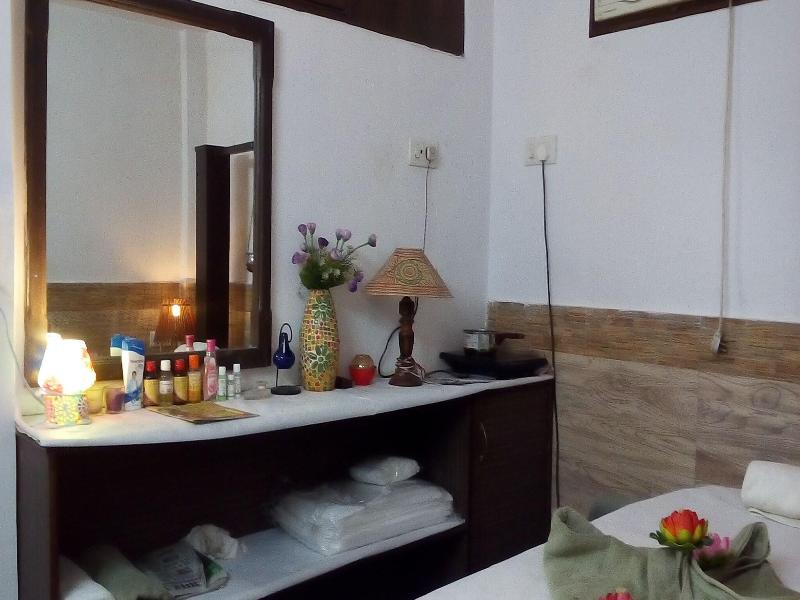 Hotel Ganesha Inn image