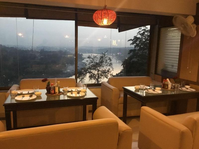 Hotel Ganesha Inn image