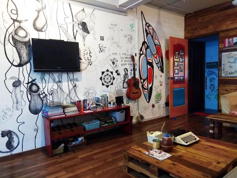 Oceanus Backpackers Hostel