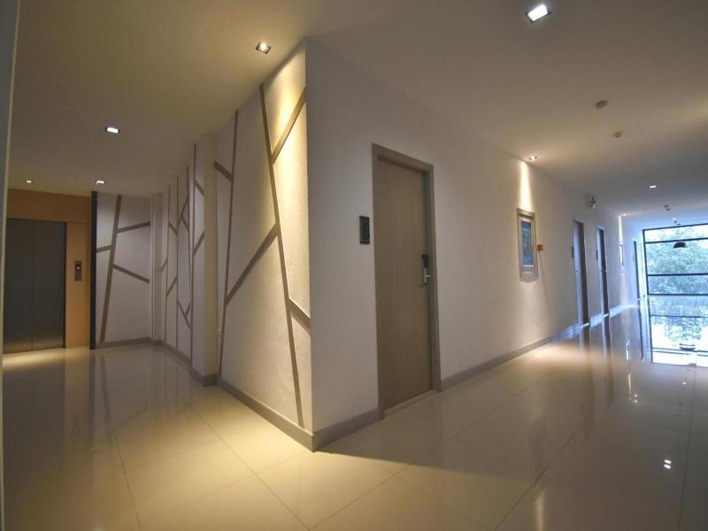 B boutique residence image